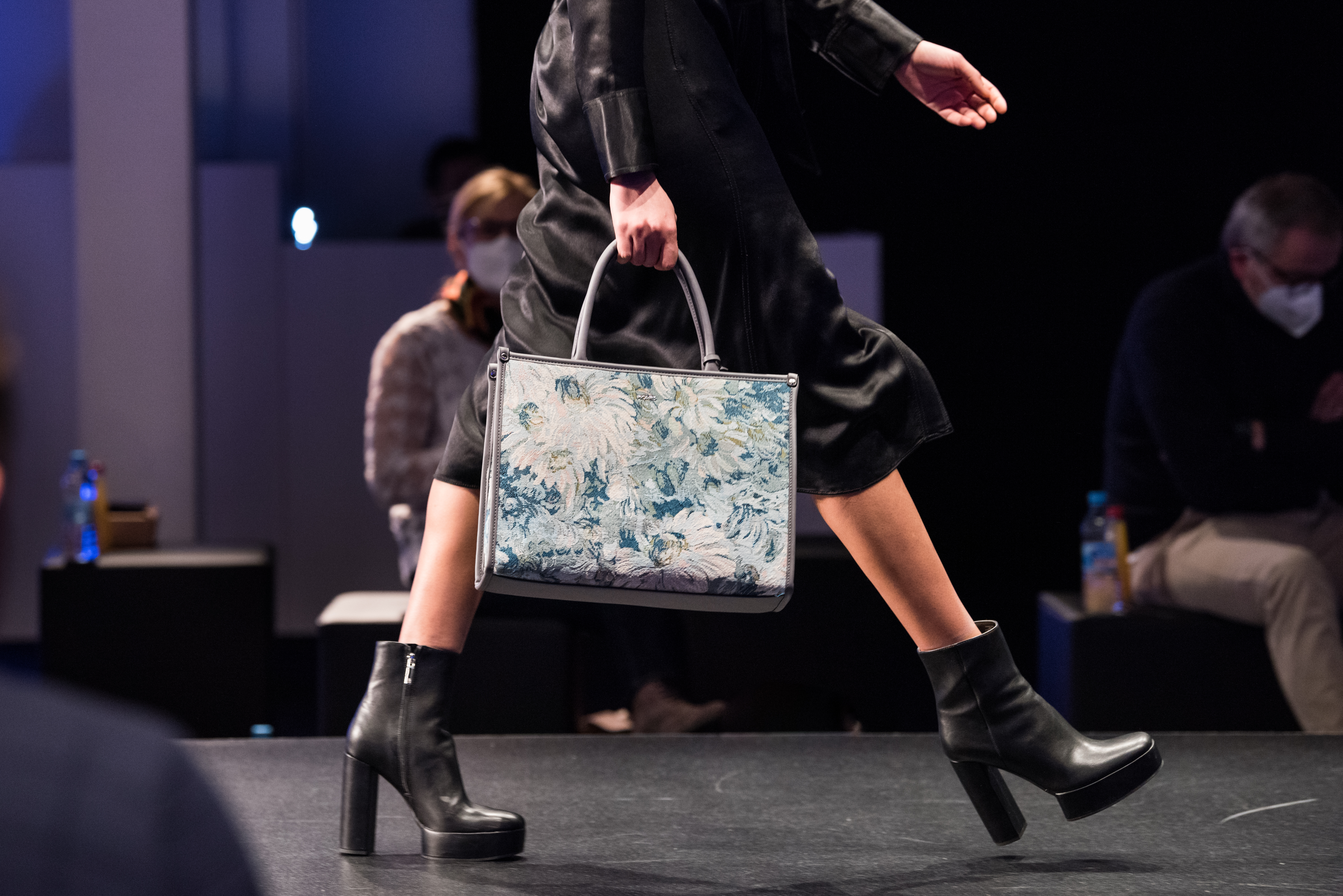 MOF Webseite Eventausrichten Bildslider Runway Show